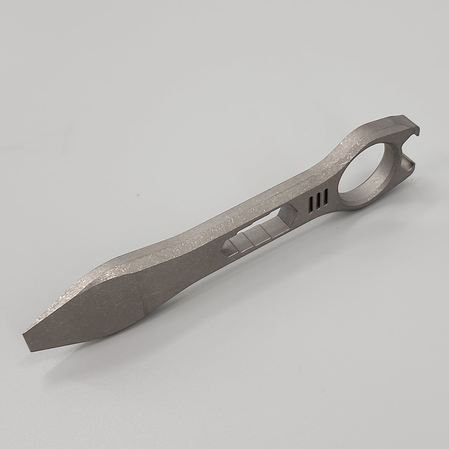 Large Pry Bar Titanium EDC