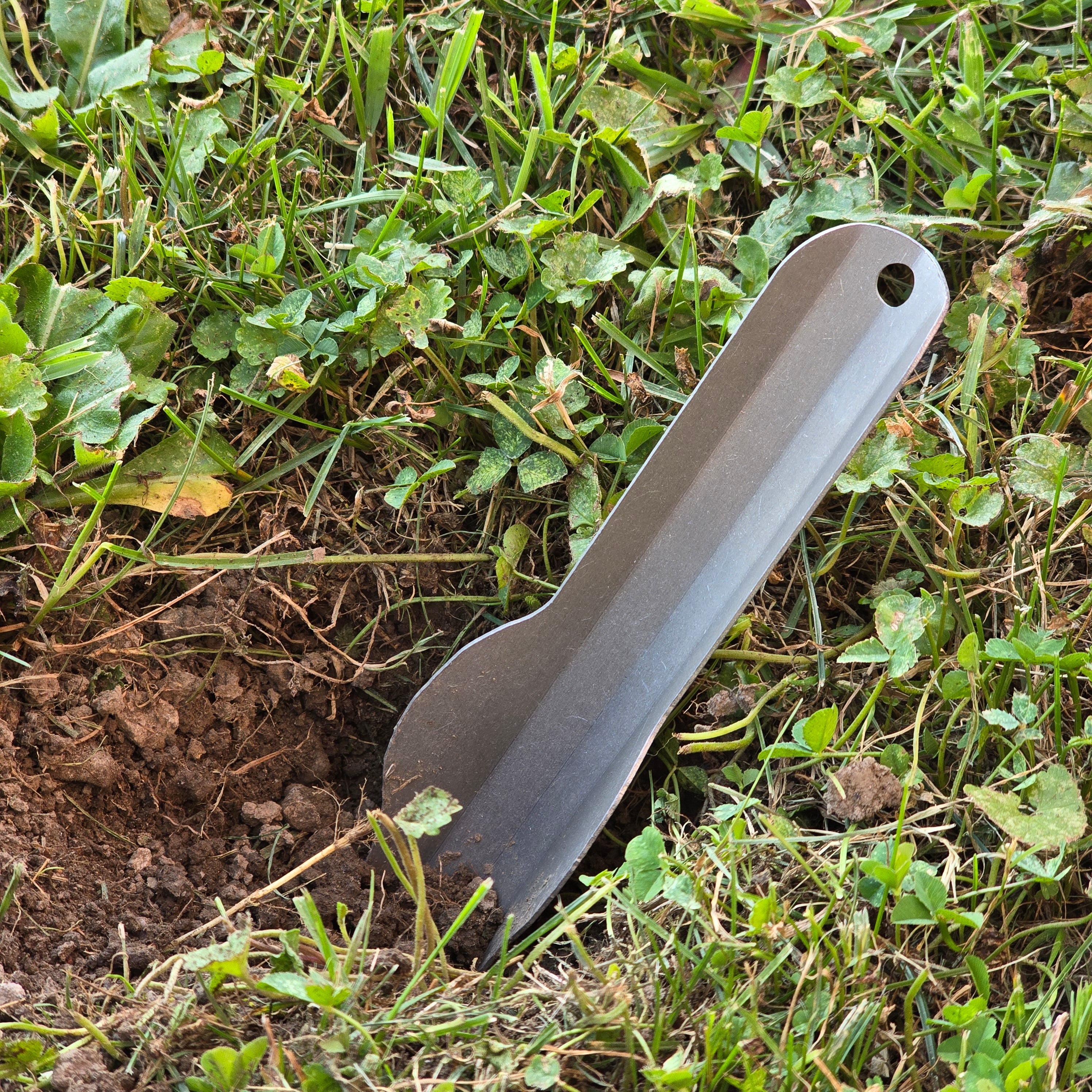 Dig 'N Rip Hiking Trowel – Apex Giant